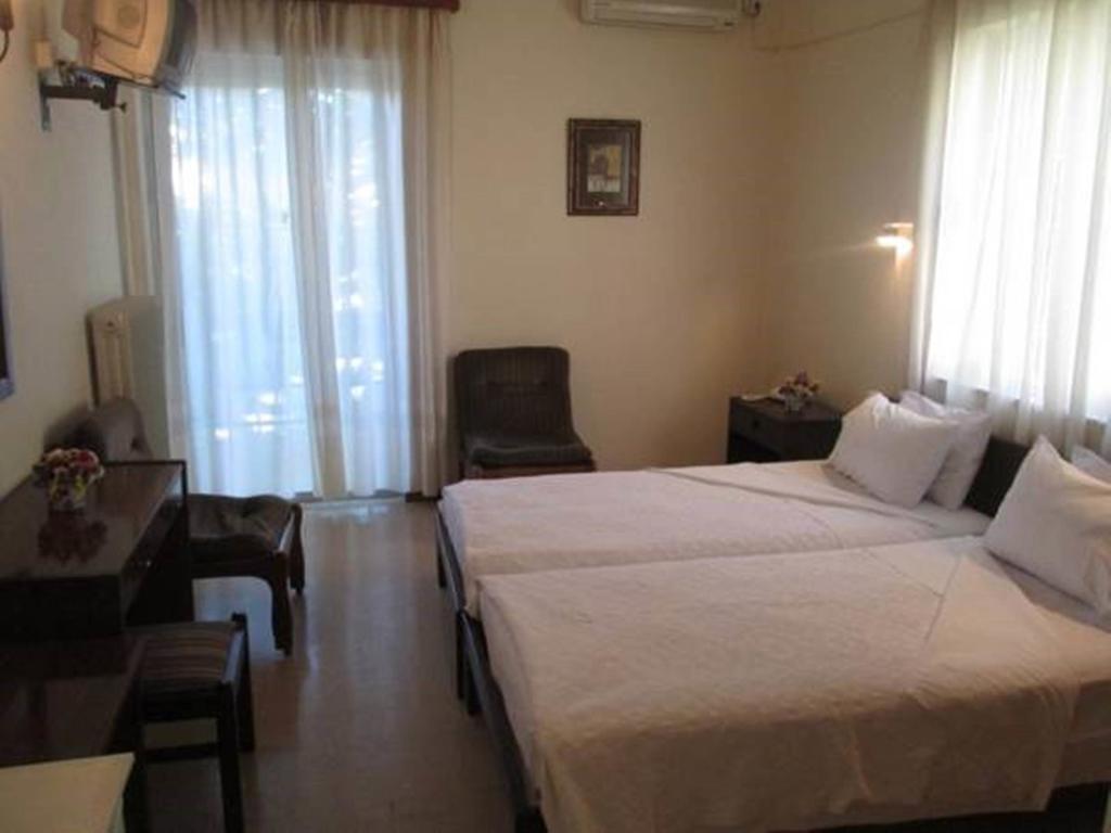 Hotel Ermis à Loutra Ipatis Chambre photo